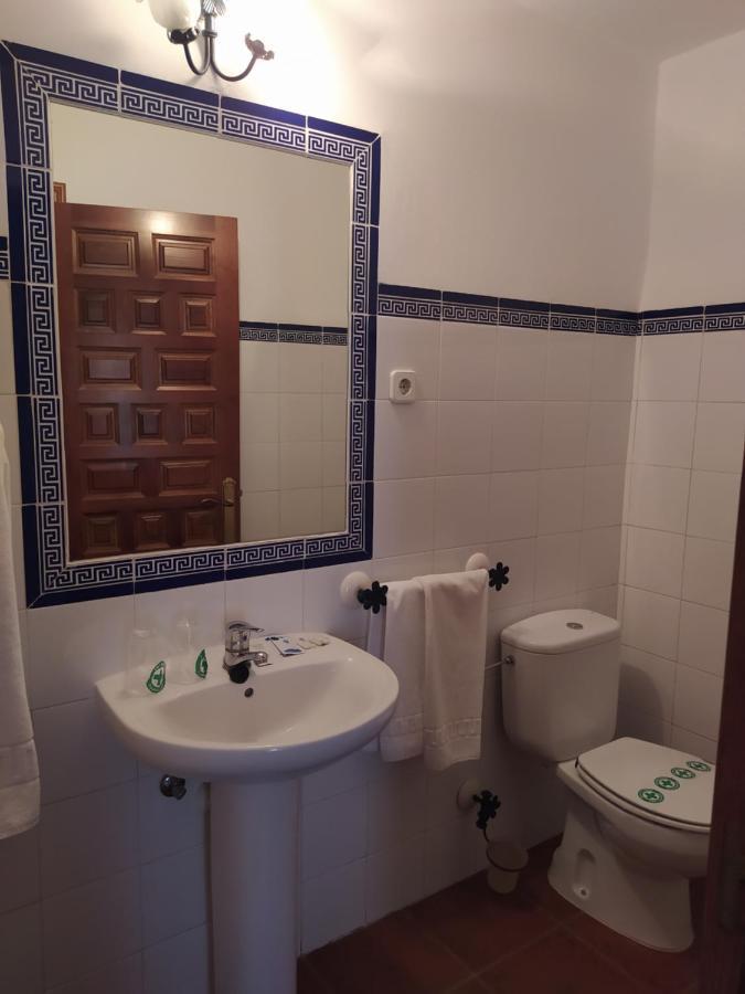 Hostal Urbion Vinuesa Bagian luar foto